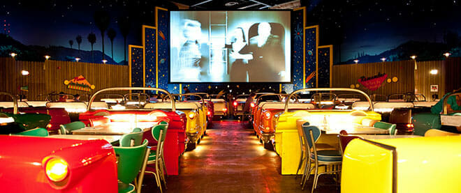 orlandovacation_sci-fi-diner-drive-in