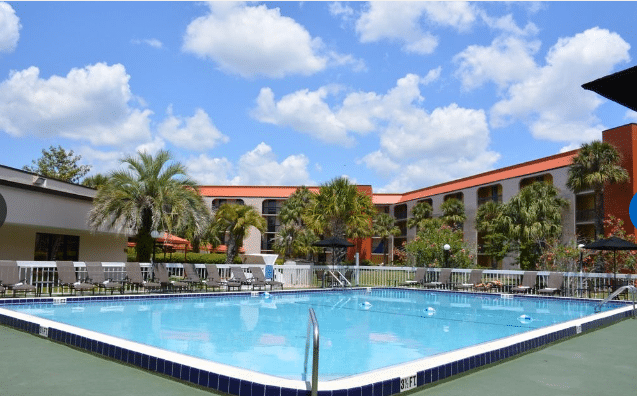 Grand Hotel near Universal Studios - Best Orlando Hotel Deals