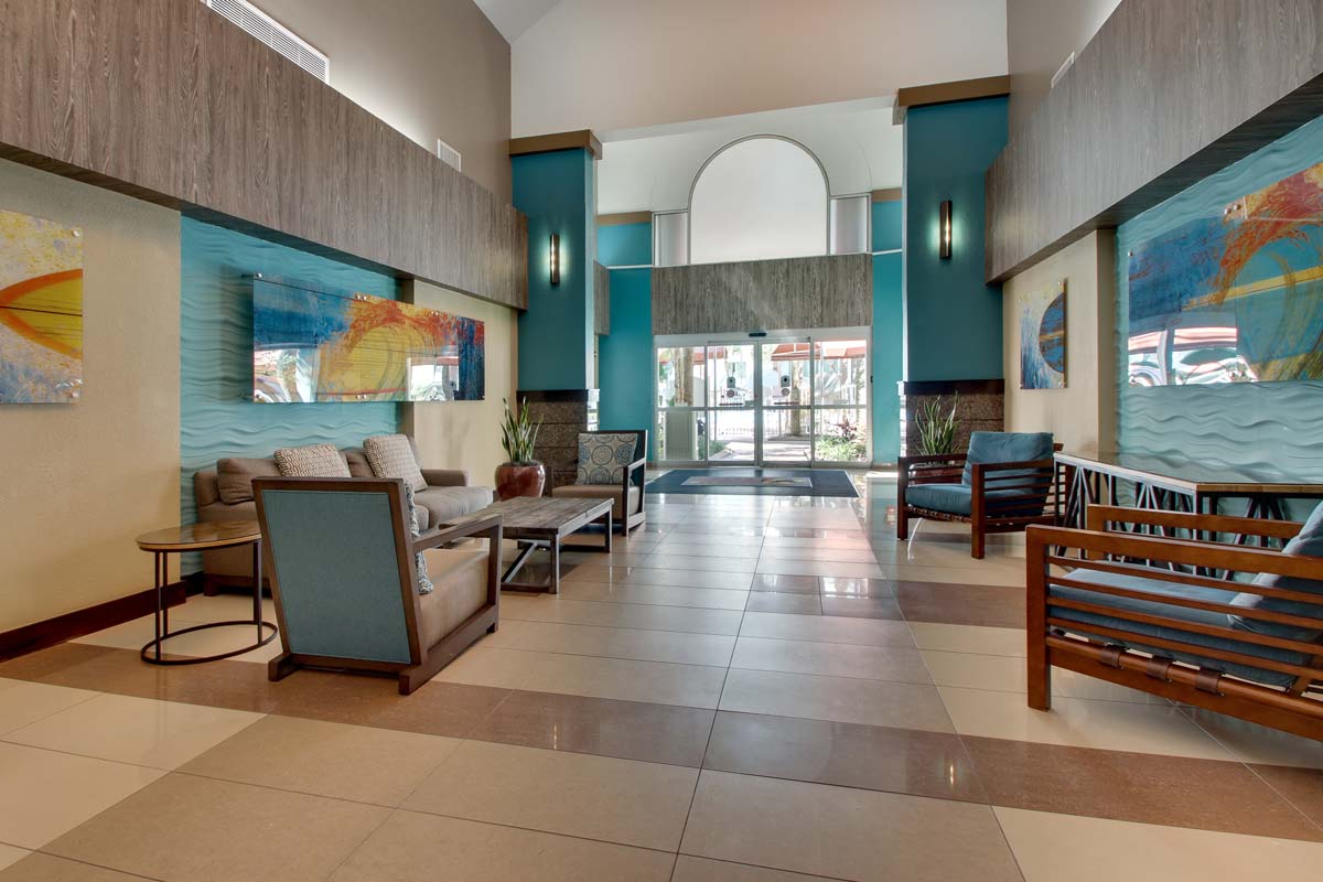 Hyatt-Lake-Buena-Vista-Hotel-Lobby_Sitting-Area